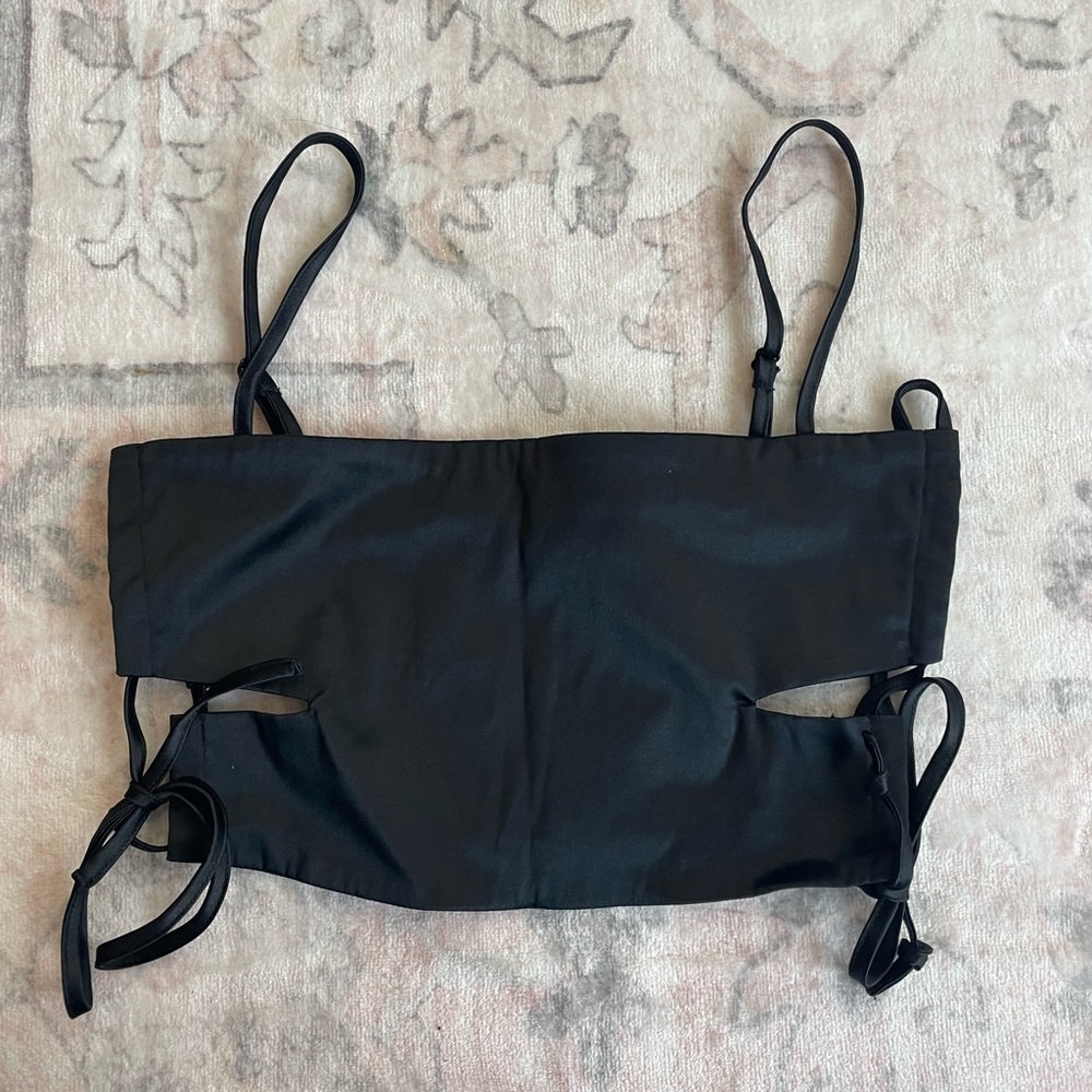 Black Strappy Crop Top